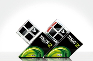 V-Cube 2 Packaging