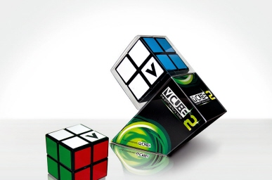 V-Cube 2 Packaging