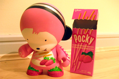 Pocky Munny - front