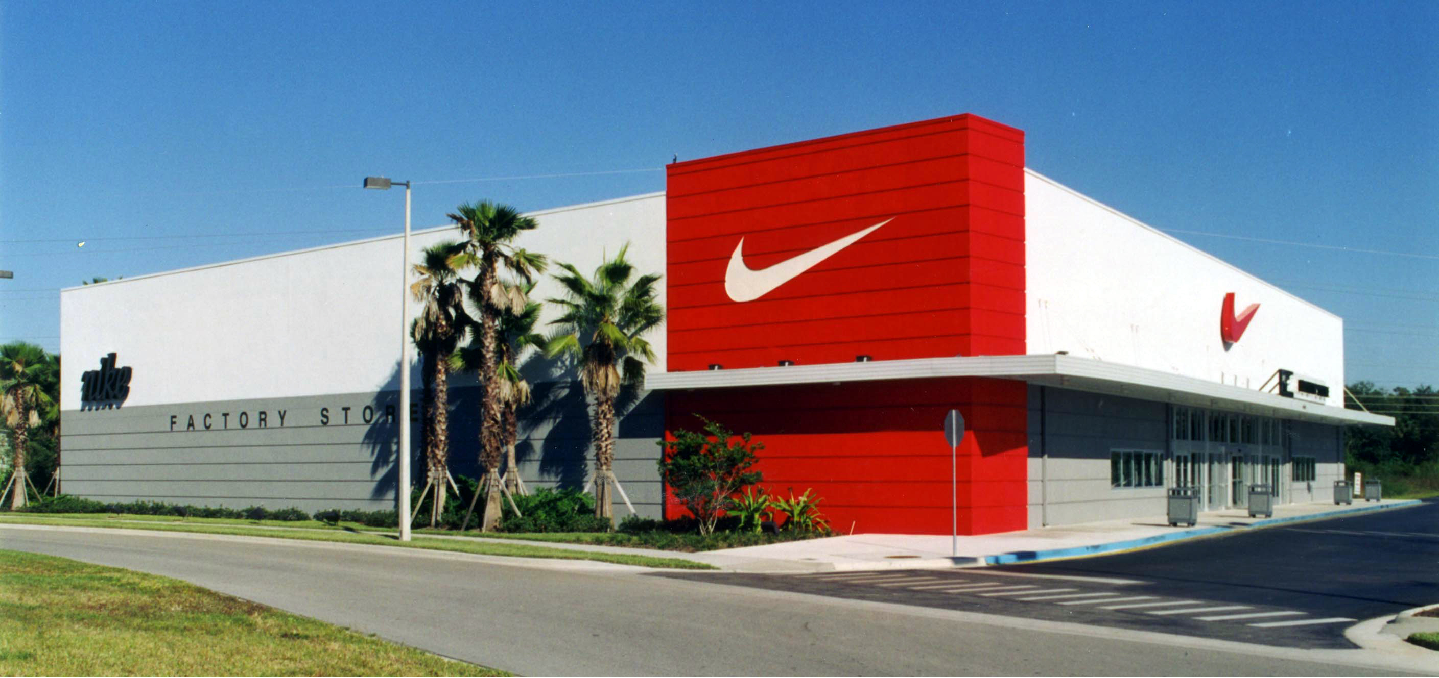 nike shoes brand factory