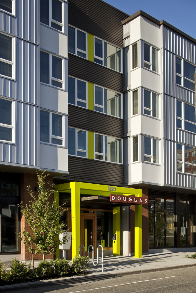 HEWITT ARCHITECTS Student Housing in Seattle by Ian Withers, Architect