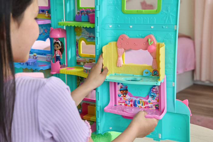 Gabby's Dollhouse Portal Rooms Fall 2025 by June Shieh at Coroflot.com