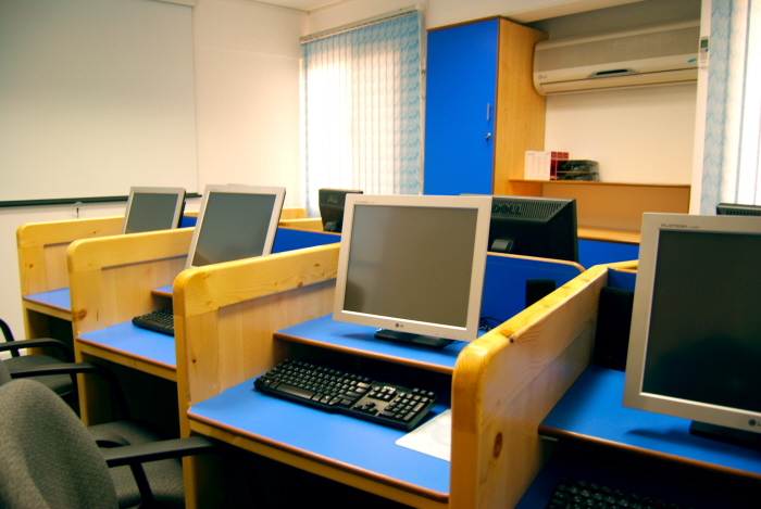 Computer Room: Down-Syndrome Centre by Jagan Murugan at Coroflot.com