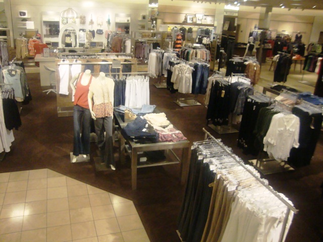 NORDSTROM VISUAL MERCHANDISINGSOUTH BAY STORE 20102011