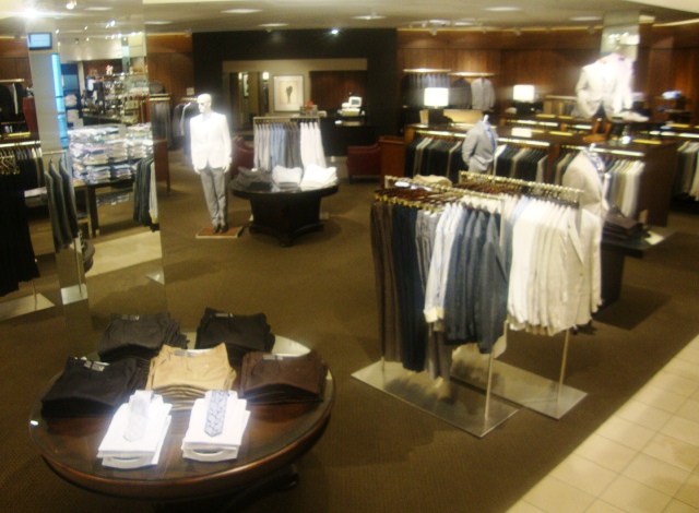 NORDSTROM VISUAL MERCHANDISINGSOUTH BAY STORE 20102011