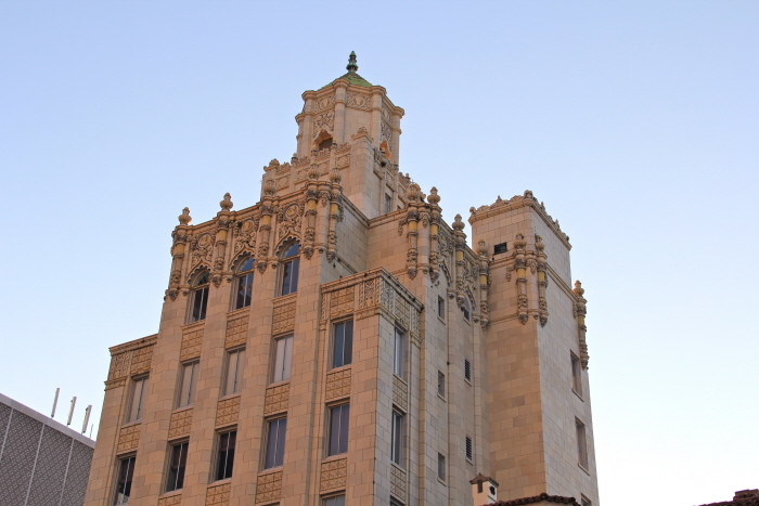 Snell Arcade building- St. Petersburg by Jackie Martin at Coroflot.com
