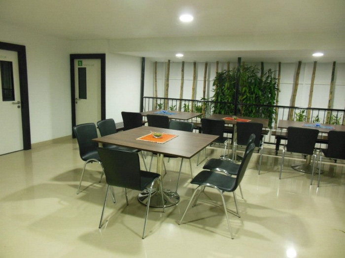 Zentizt Dental clinic Aluva by Sujata Nayak at