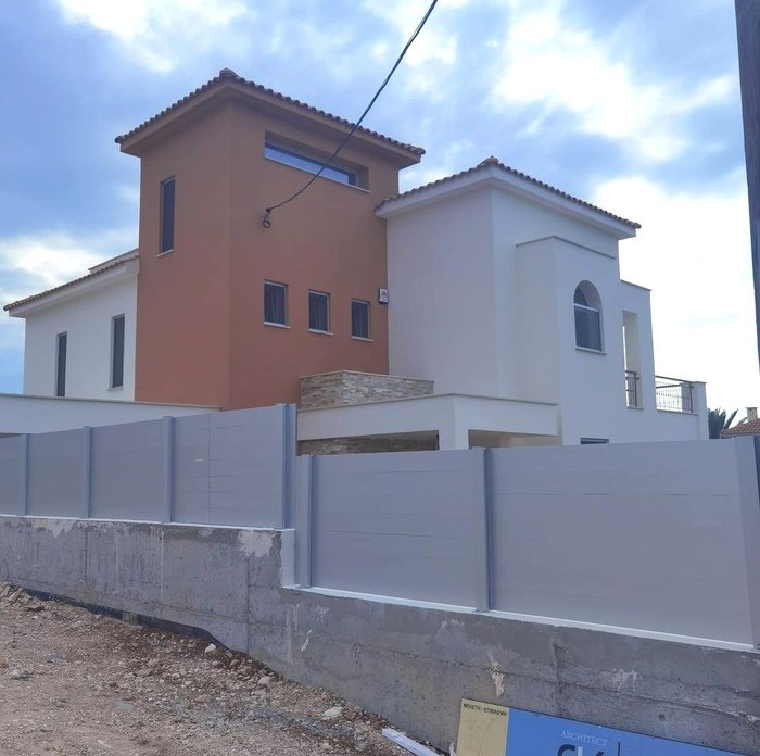 Classic Luxury House Erimi, Limassol by Konikkos Architects at