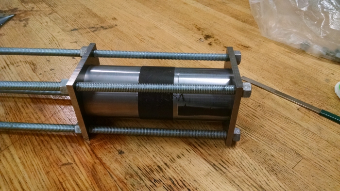 Hybrid rocket engine test rig by Roy Cohen at Coroflot.com