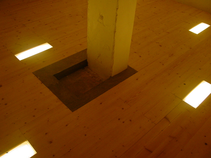 Blackheath Studio Flat by sebastian handley at