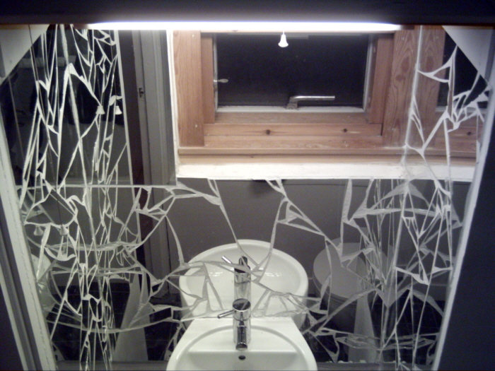 Blackheath Studio Flat by sebastian handley at