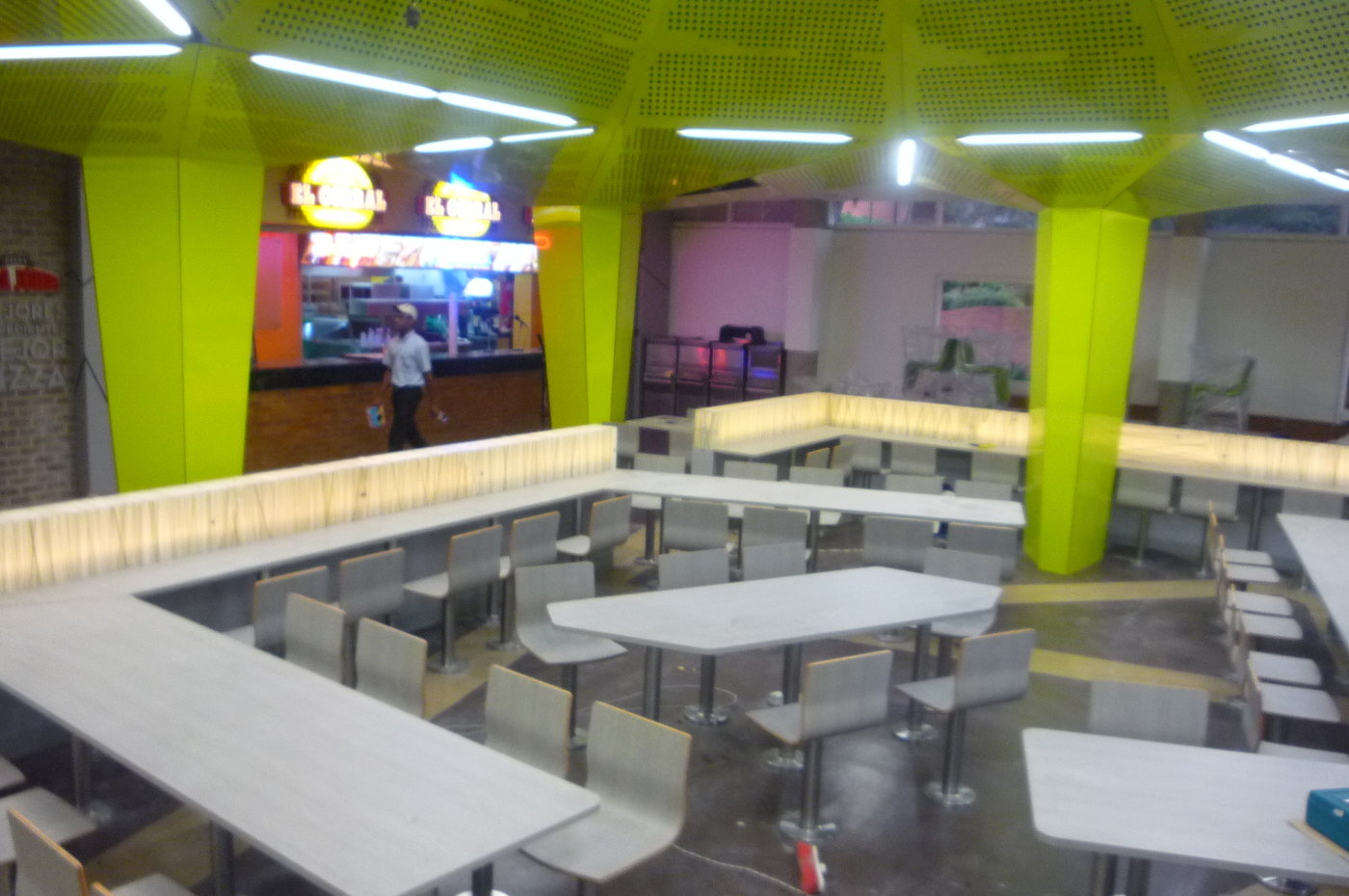 UNIANDES SOLINOFF CAFETERIA CENTRAL by NESTOR LAVERDE at