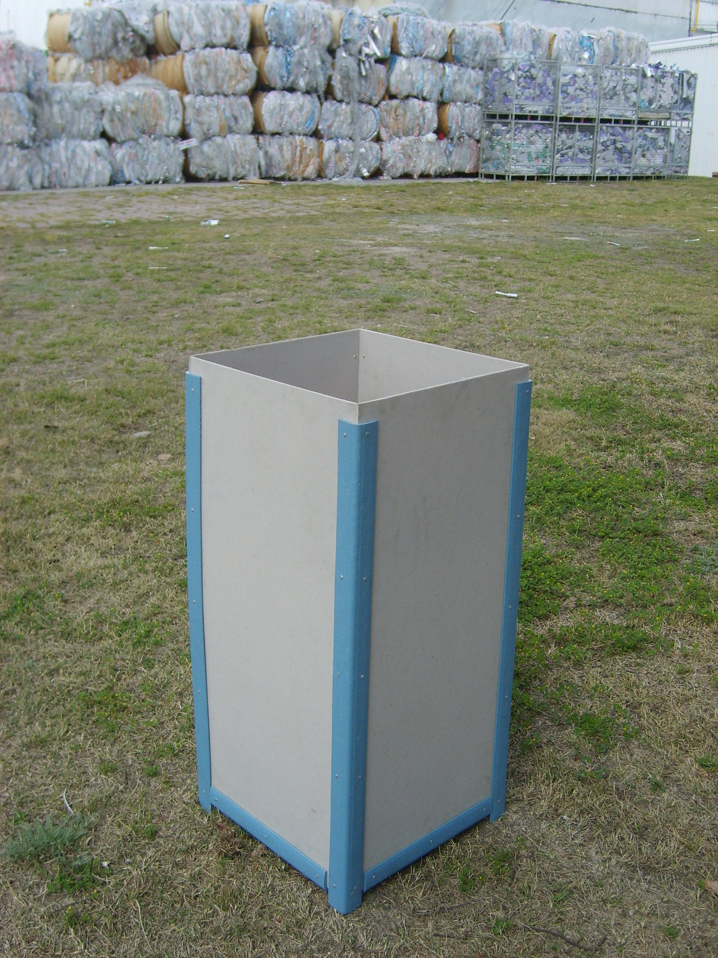 BASURA CERO - Contenedores by Fernando Barragan Aviña. at Coroflot.com