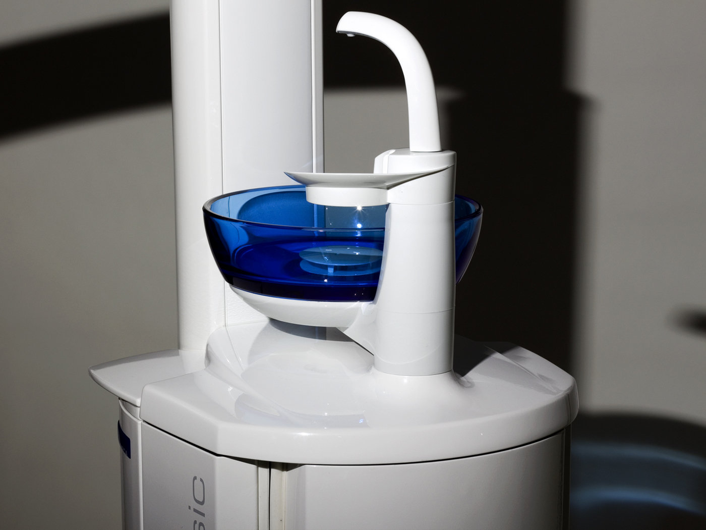 Planmeca Sovereign Classic dental unit 2013 by Timo Silvonen at