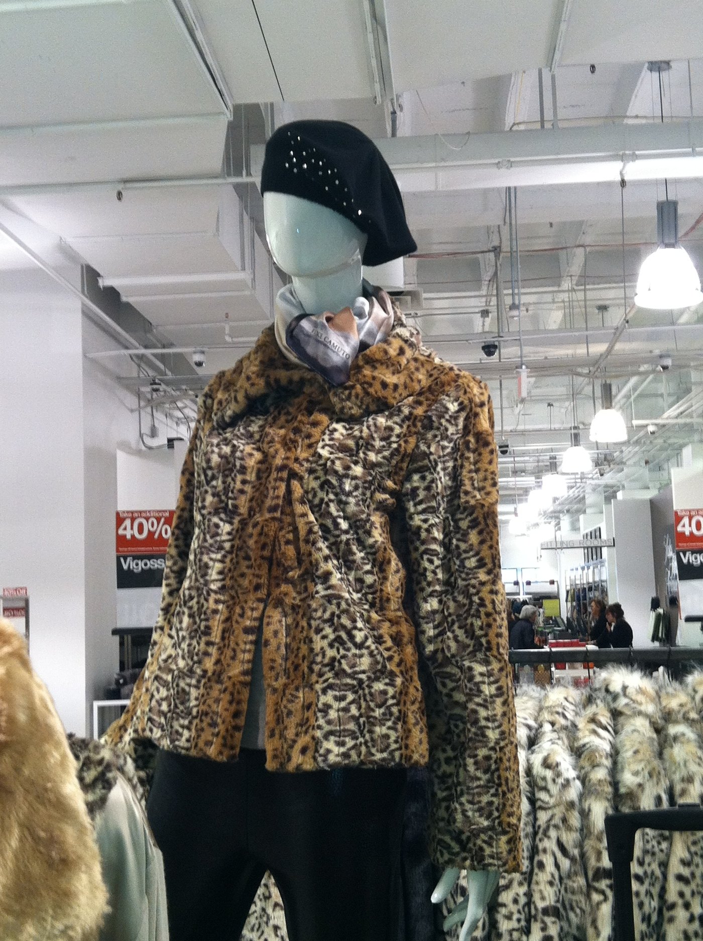 Visual .Visual Merchandising by Rosanna 