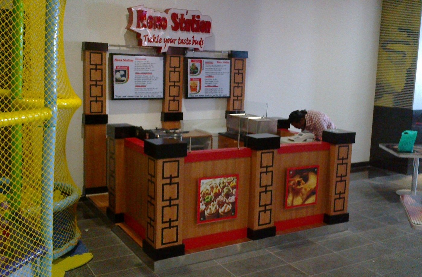 MOMO STATION - Bangalore, India by RETAIL DESIGN STORE KIOSK POP-UP at