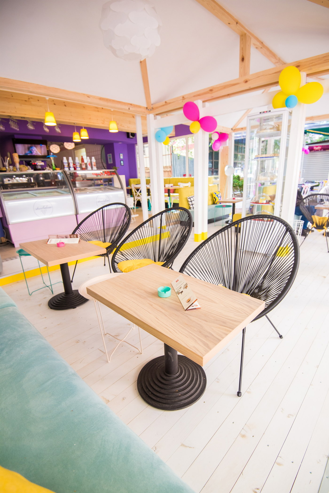 Central Bar&Gelato by Mimi Farkova, Atelier360degree at