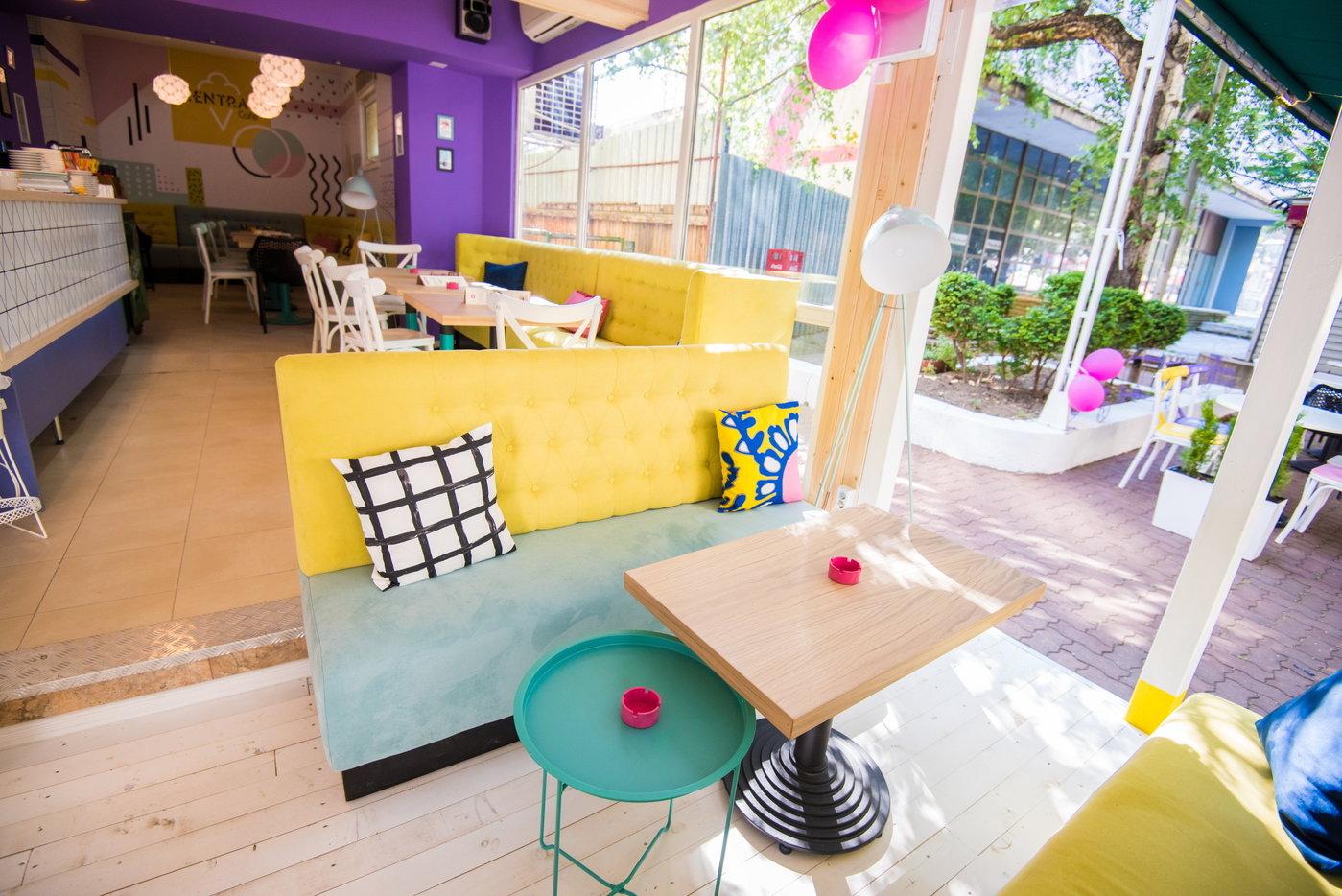 Central Bar&Gelato by Mimi Farkova, Atelier360degree at