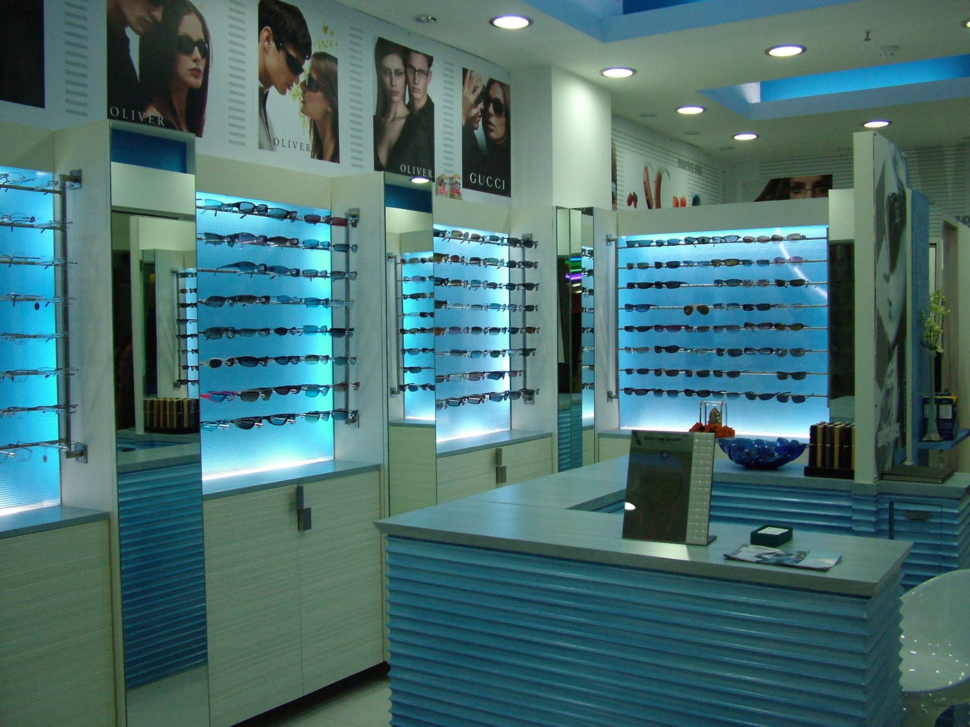 Audio Visual Aid Optical Showroom by Dipal Shah at