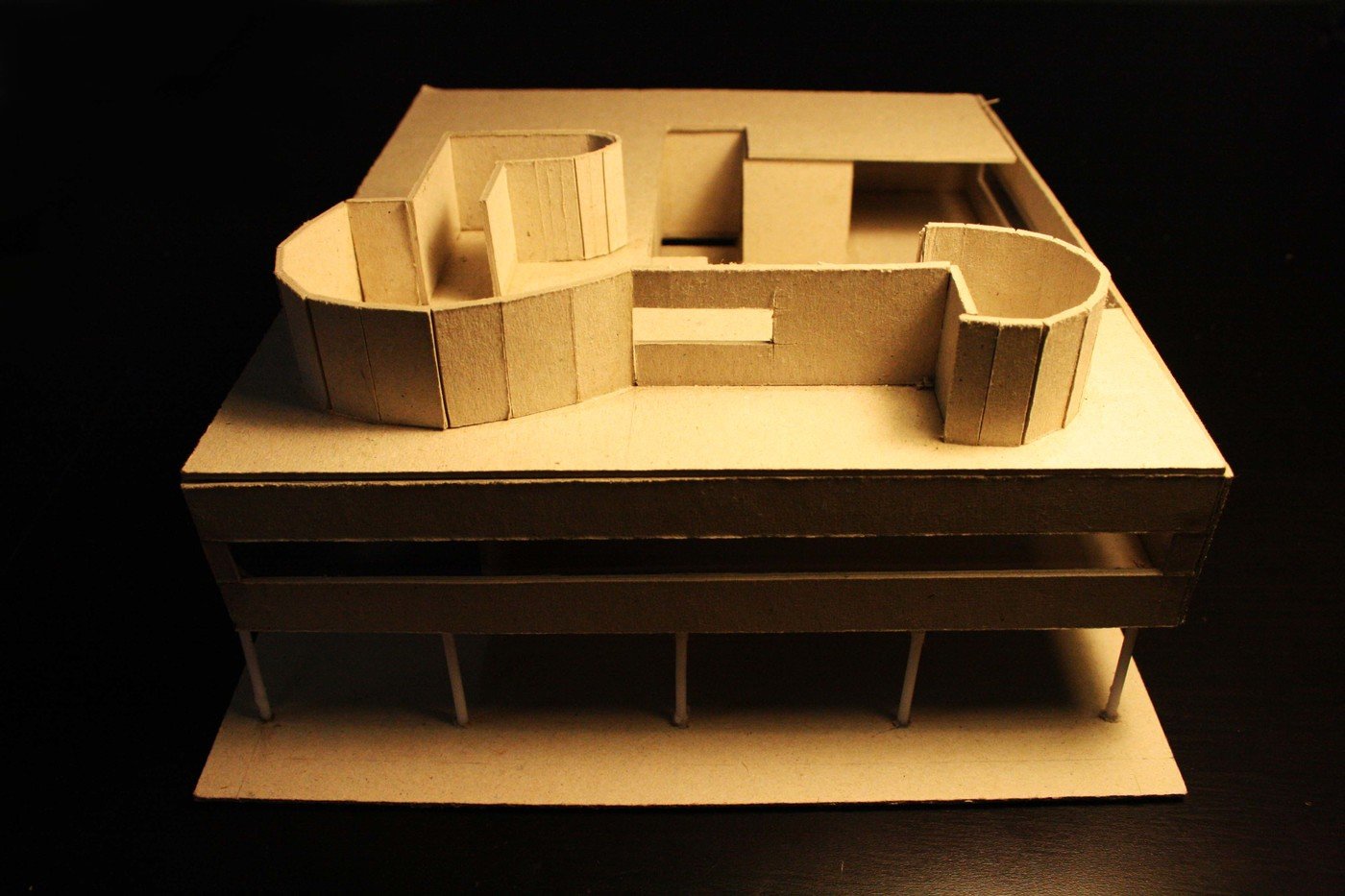 Year One Recreating Villa Savoye & Small House by Andre