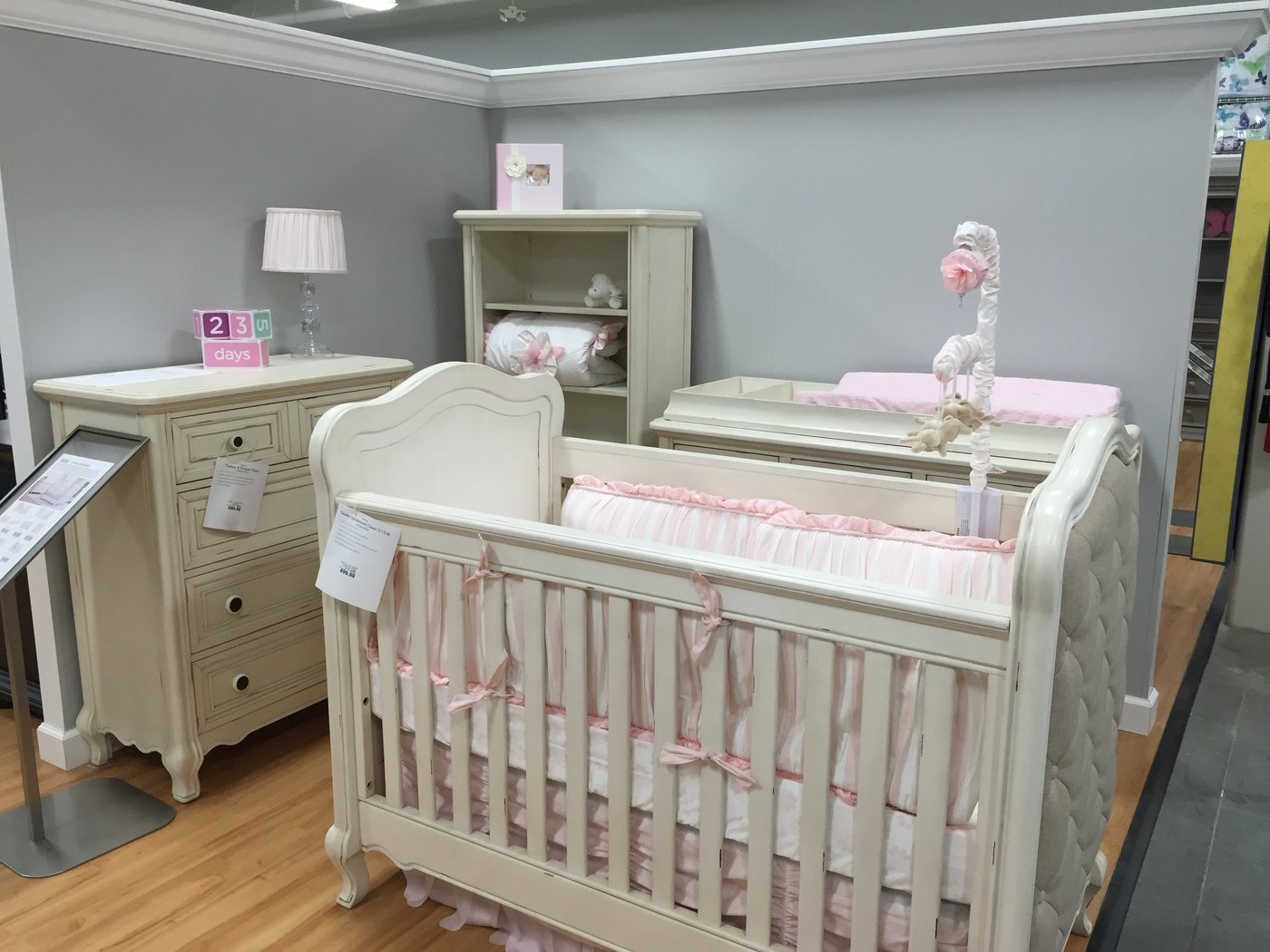 Babies R' Us Nursery Furniture Layouts by Ida Ively Colón