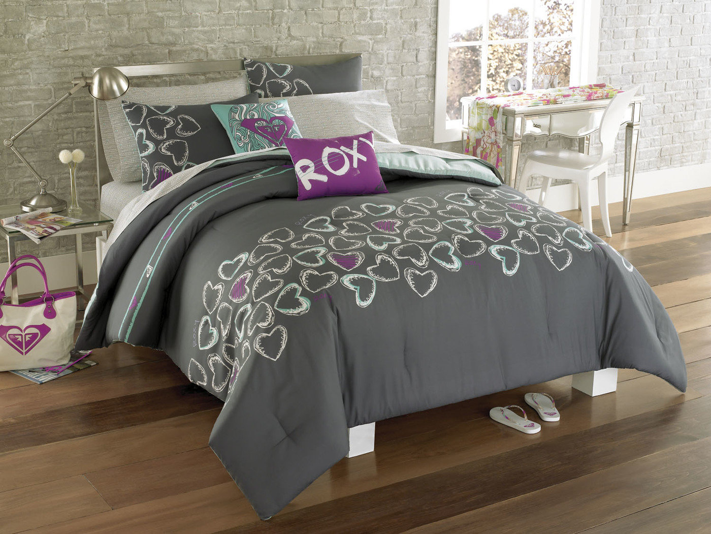 ROXY BEDDING DESIGN by Emma Estrada at