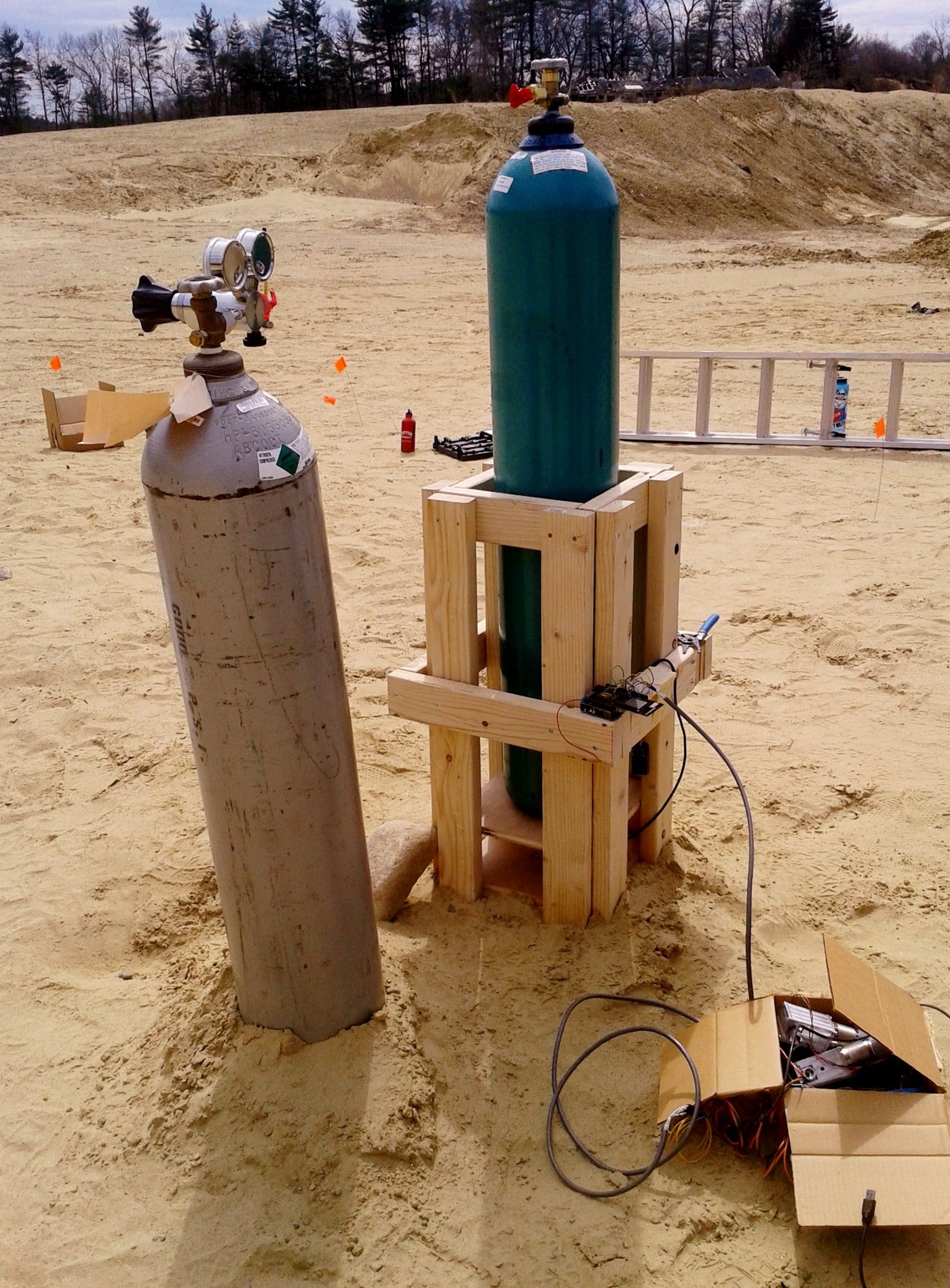 Load Cell Stand for a Ksize Nitrous Oxide Tank by Ethan Higgins at