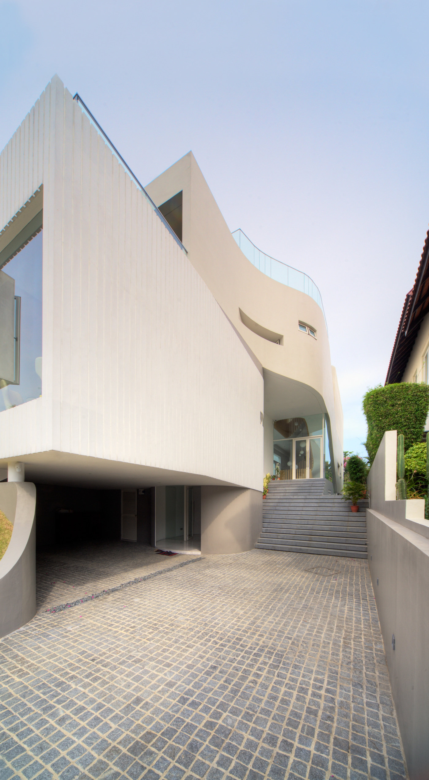BUNGALOW HOUSE @ BRANKSOME ROAD by Yanling Wu at Coroflot.com