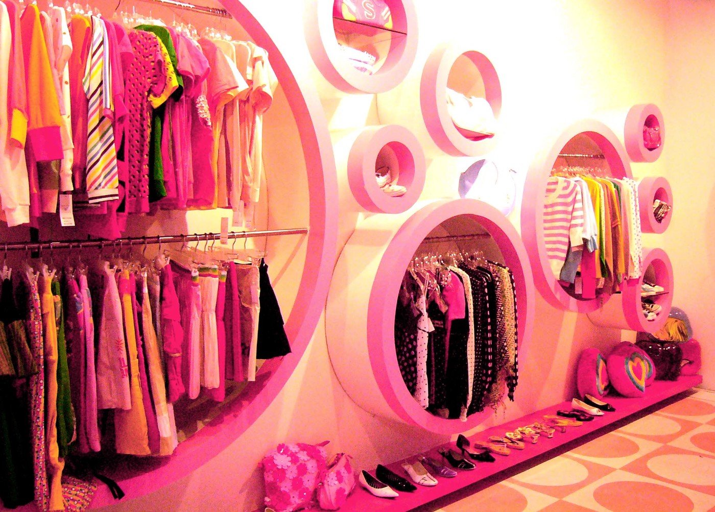 harajuku shop by wandi uwa krisdian at