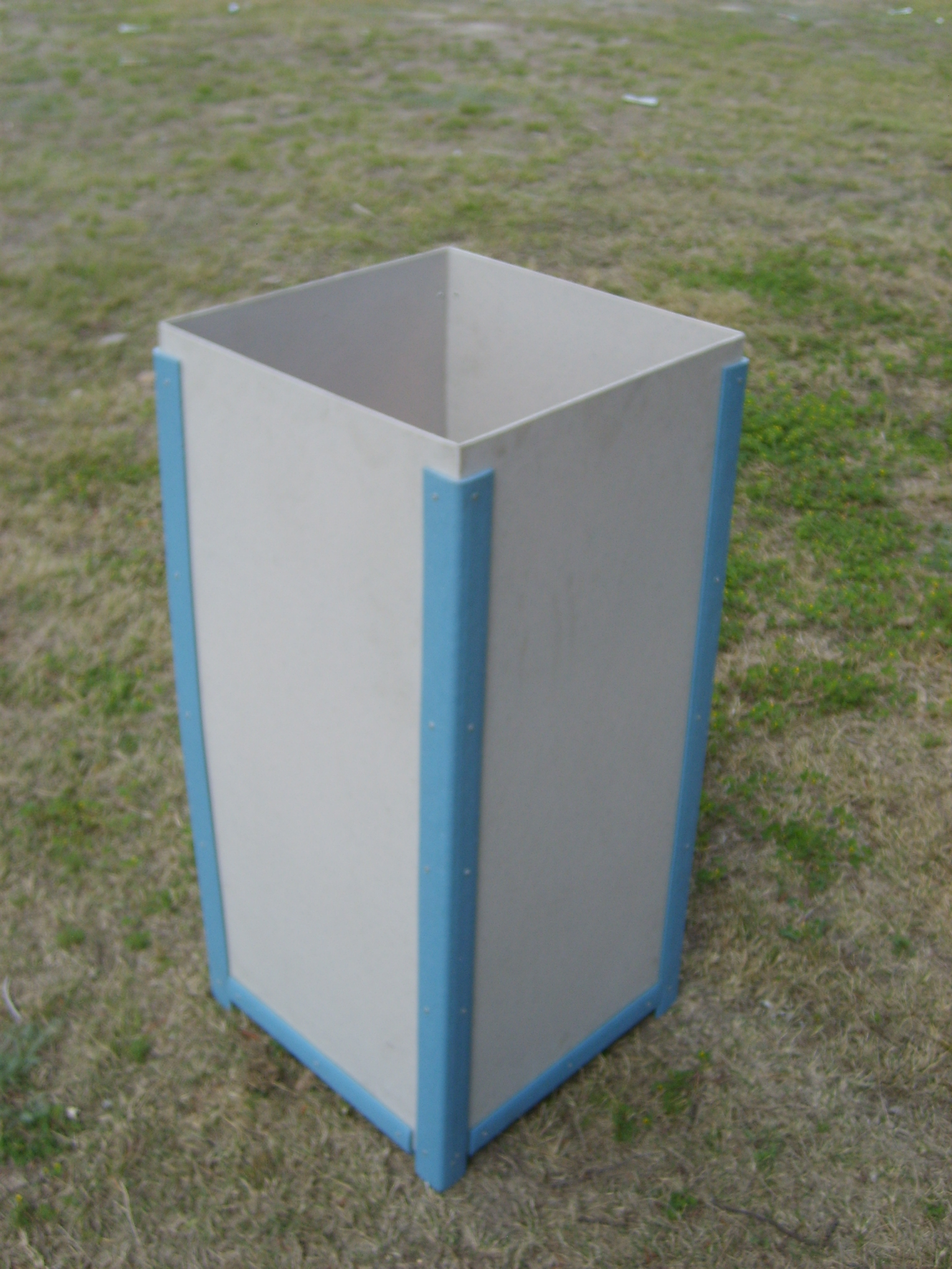 BASURA CERO - Contenedores by Fernando Barragan Aviña. at Coroflot.com