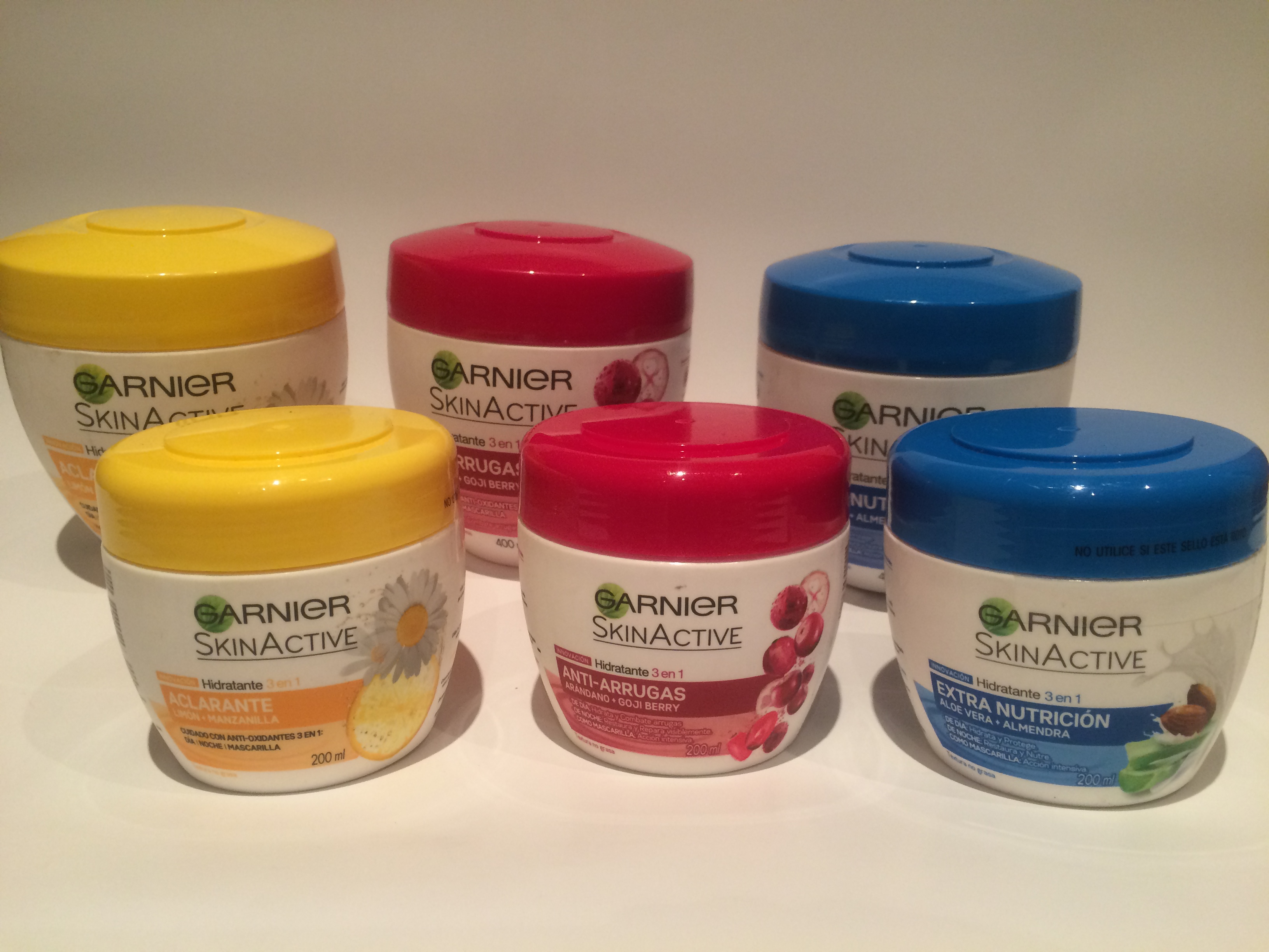 Garnier Skin Active jars (2016) by Lorena Limonchi at