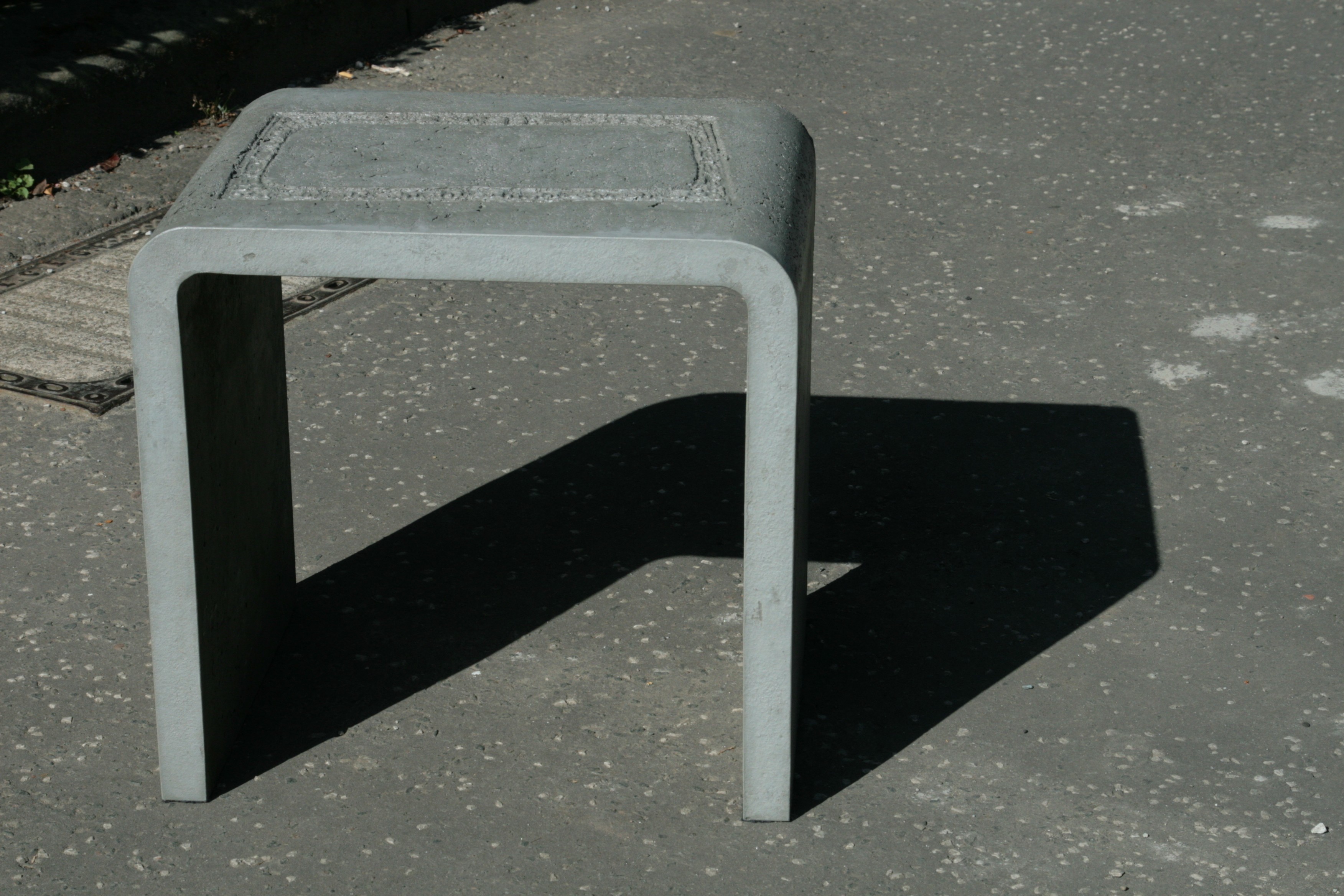 Well Cover Tables by Yvette Dijkhuizen at