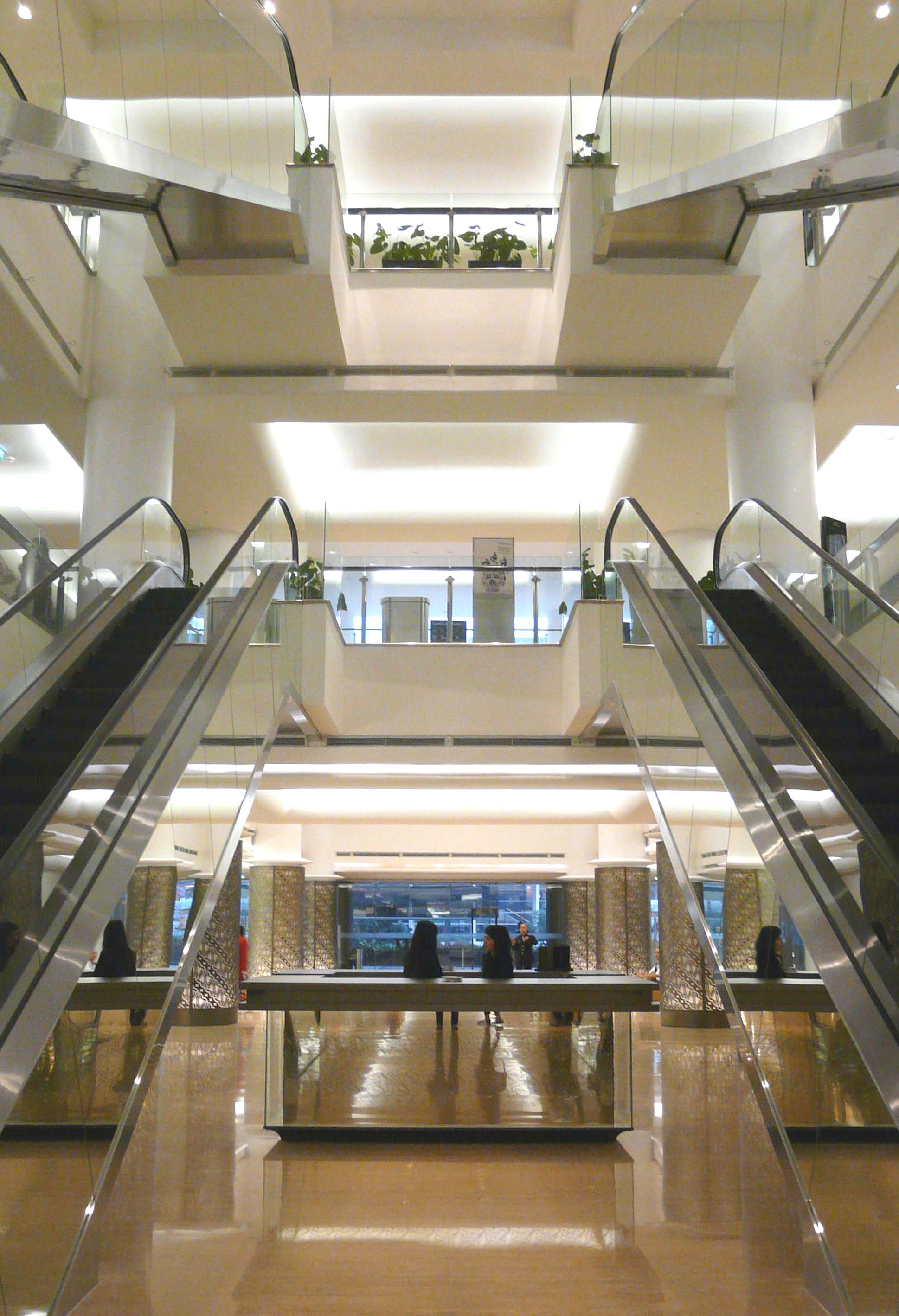 plaza indonesia extension by ariani mandala at Coroflot.com