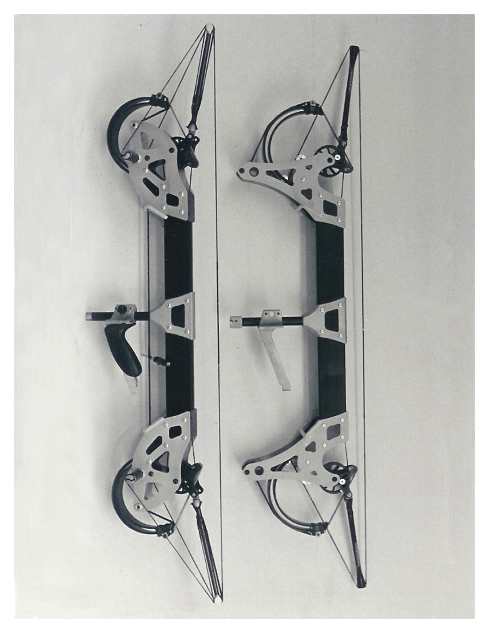 Hightech Composite Compound Bow by Jim Henceroth at