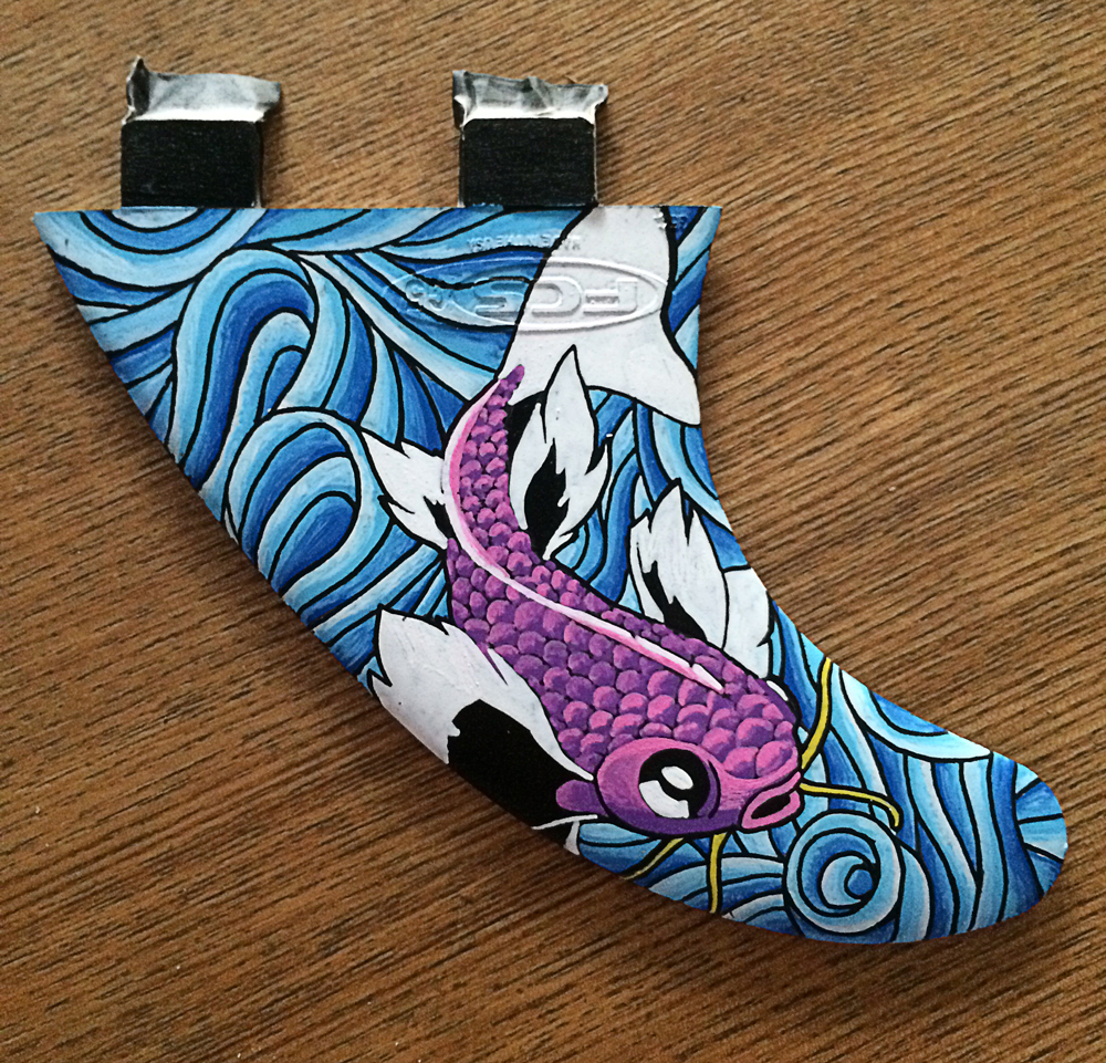 Custom surfboard fins/Posca art by Fabien ROLLAND at