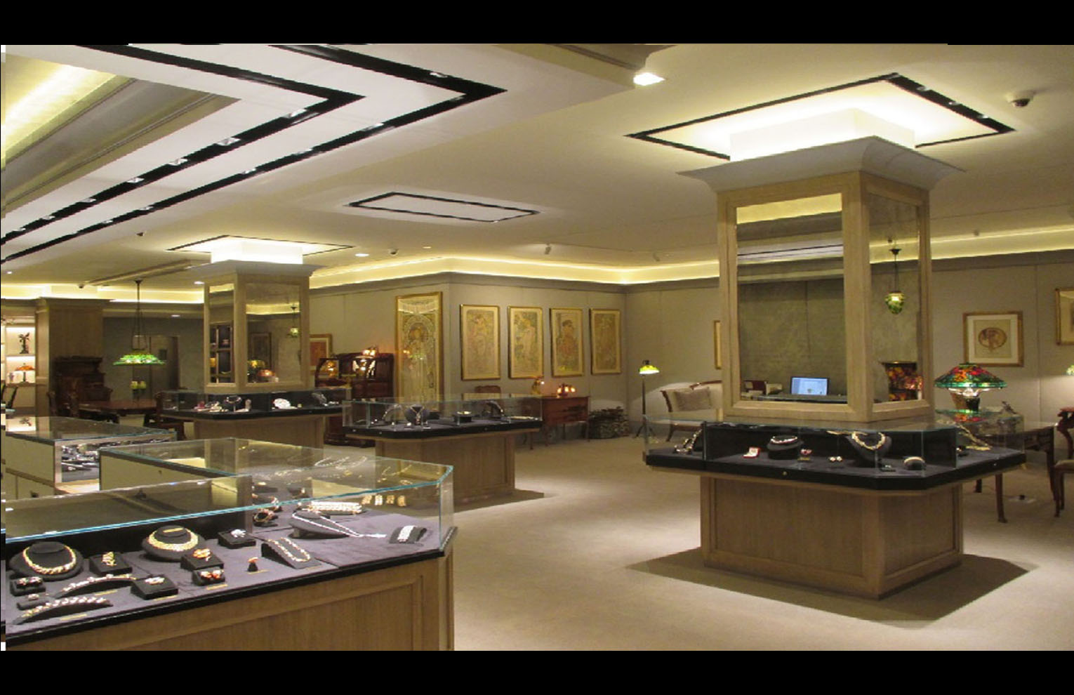 Commercial Jewelry Store Reno by Dan Andres at