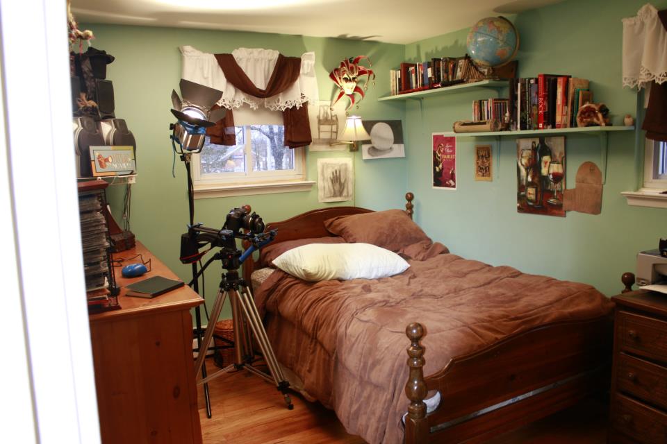 Set Dressing Film & Theatre by Carrie Ferrante at