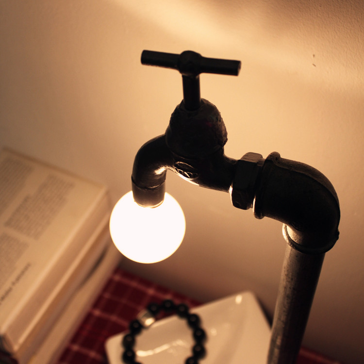 Tap Lamp by Yuchen Pei at