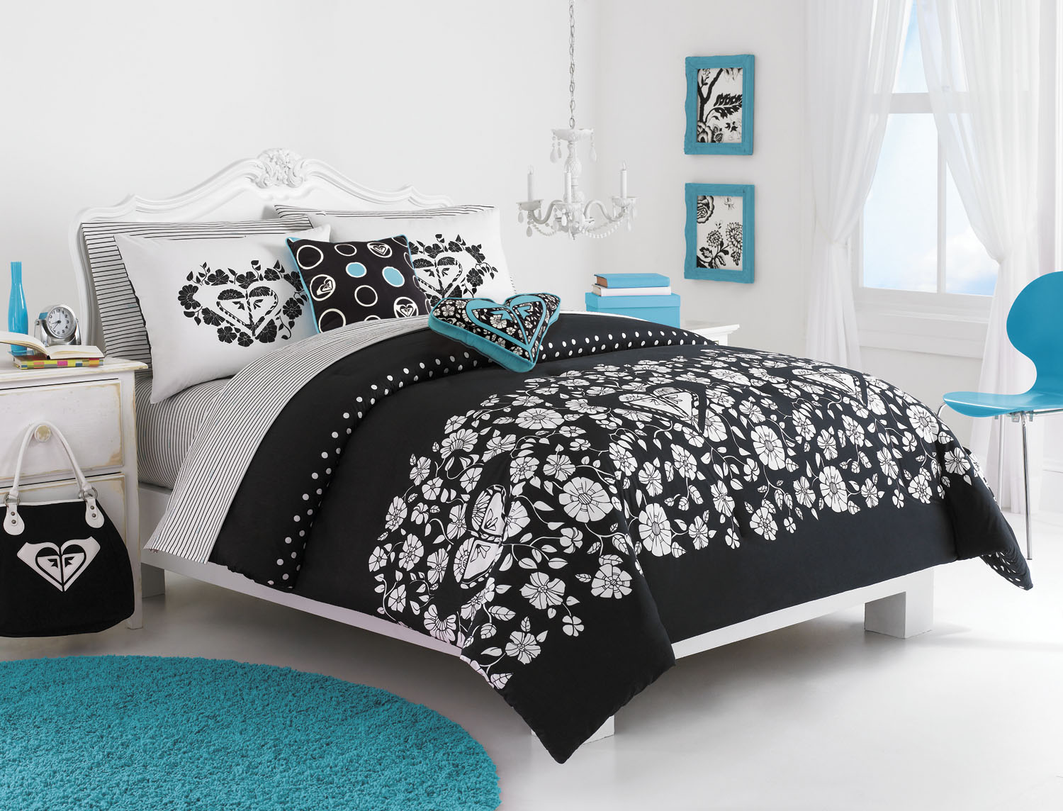 ROXY BEDDING DESIGN by Emma Estrada at