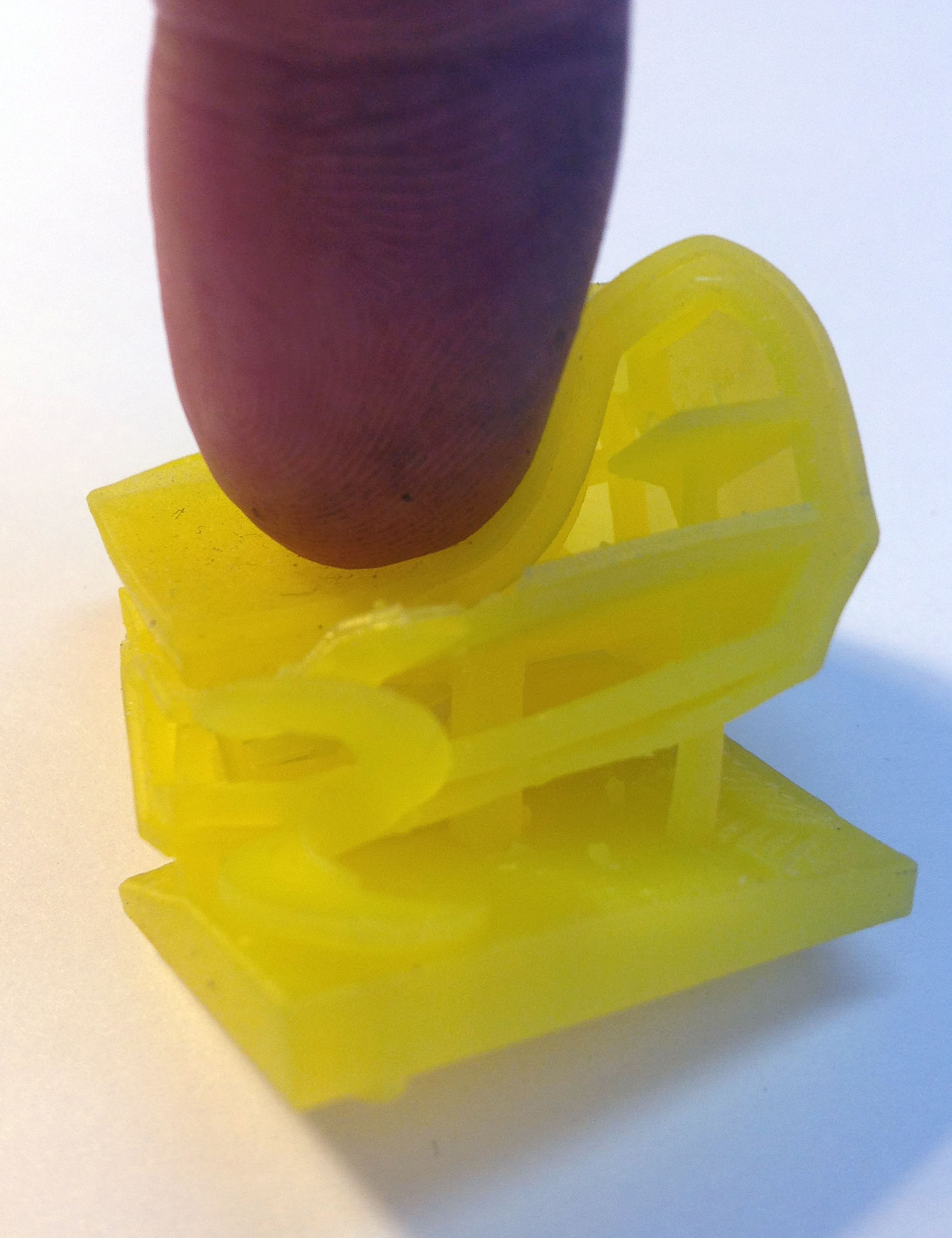 Elastic 3D printing by Guillaume Crédoz at