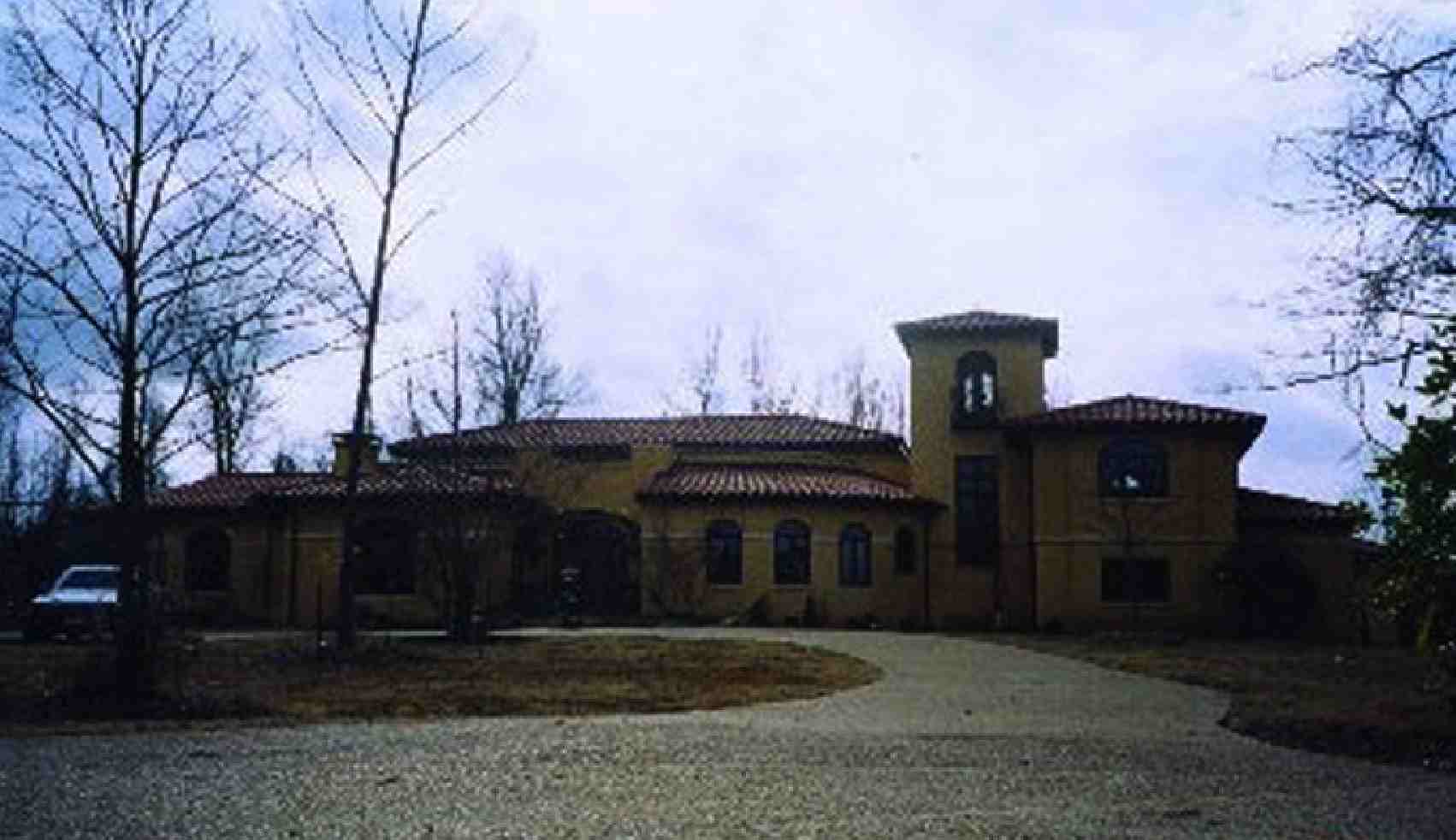 Freeman Residence by Haym Gross at