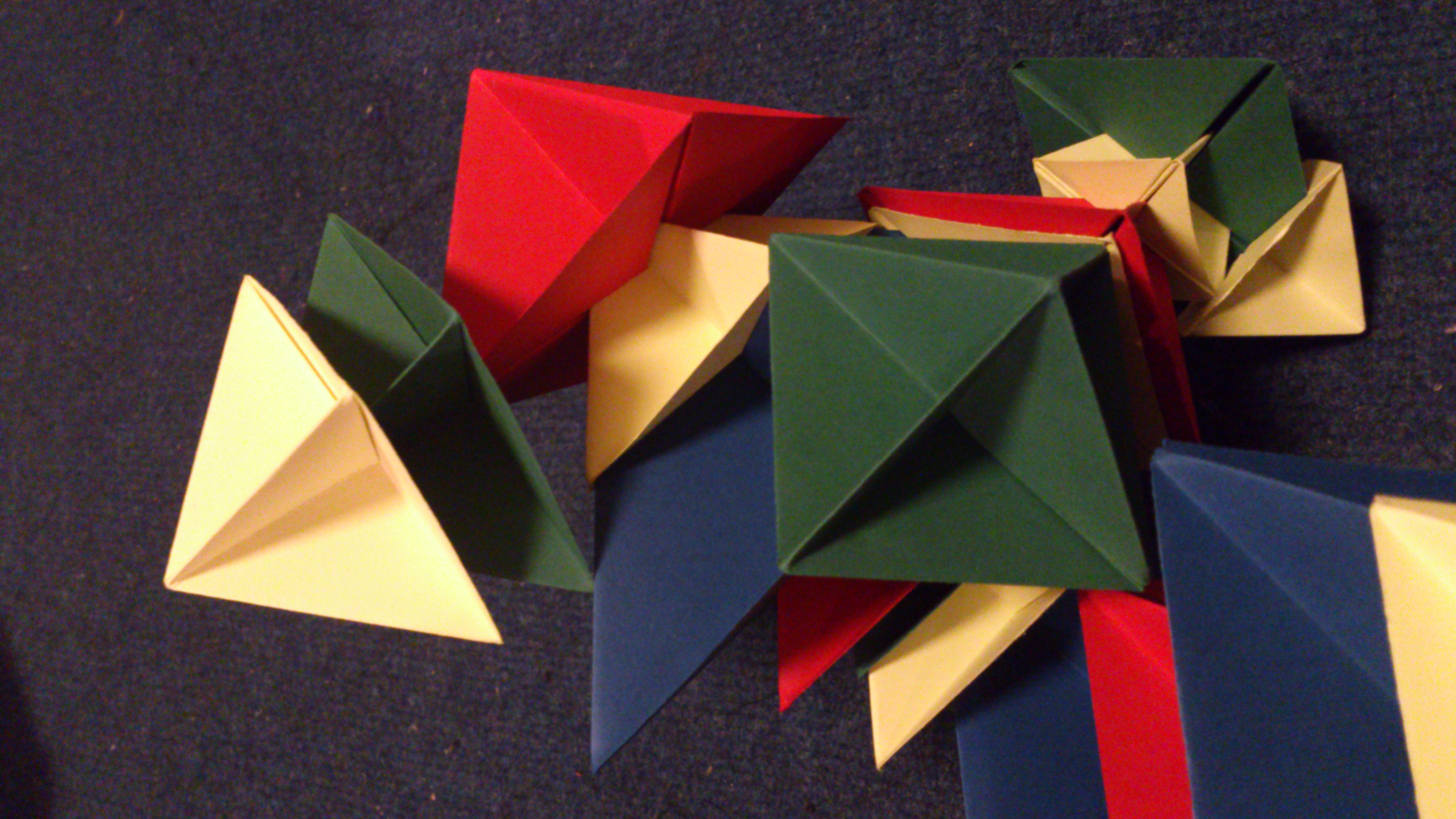 Triangle origami by Jingjing Ma at